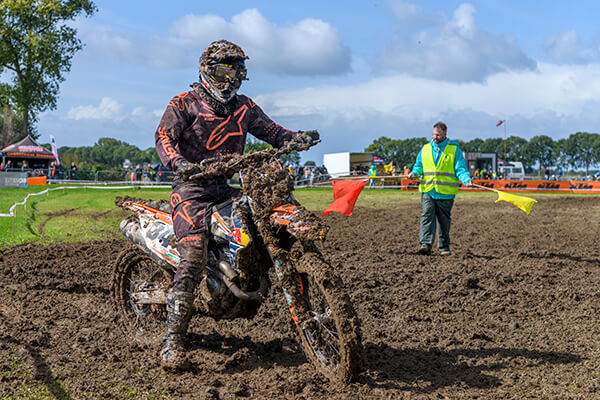 regionale fotografie tijdens een motorcross in Noord Brabant