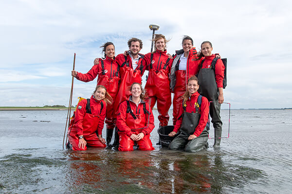 Groepsfoto bij de Oosterschelde